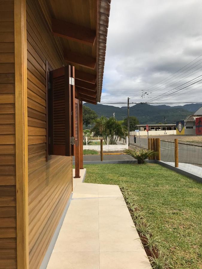 Canyons Guest House Praia Grande  Ngoại thất bức ảnh